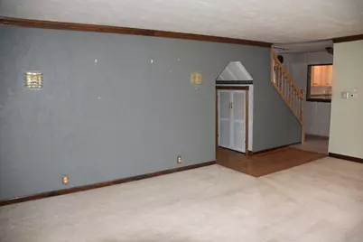 380 Forest Preserve Drive, Wood Dale, IL 60191 - Photo 5