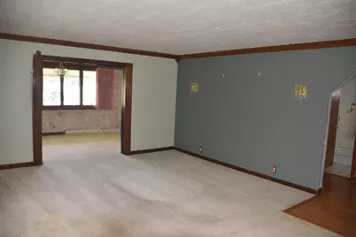 380 Forest Preserve Drive, Wood Dale, IL 60191 - Photo 7
