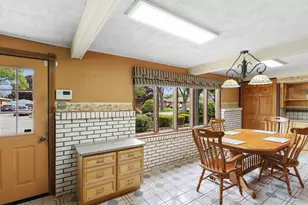 380 Forest Preserve Dr, Wood Dale, IL 60191 - Photo 17