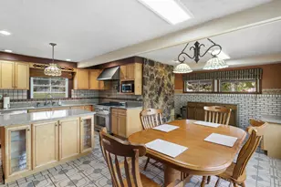 380 Forest Preserve Dr, Wood Dale, IL 60191 - Photo 15