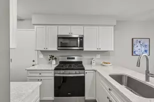 1934 N Charter Point Dr, Arlington Heights, IL 60004 - Photo 11