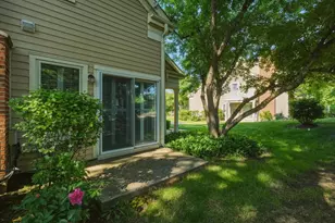 1934 N Charter Point Dr, Arlington Heights, IL 60004 - Photo 27