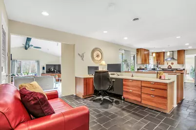 180 Crescent Knoll Drive, Green Oaks, IL 60048 - Photo 25