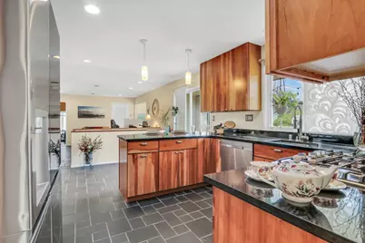 180 Crescent Knoll Drive, Green Oaks, IL 60048 - Photo 15