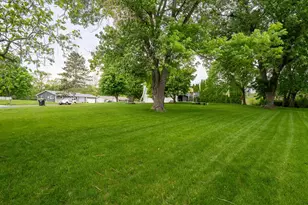 217 Indian Creek Dr, Pekin, IL 61554 - Photo 31