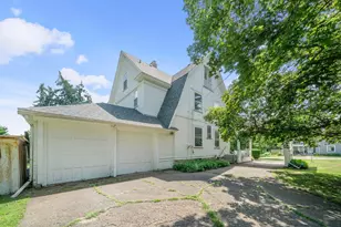 205 S Gage St, Somonauk, IL 60552 - Photo 33