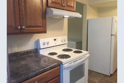 402 W Washington Street, Yorkville, IL 60560 - Photo 9