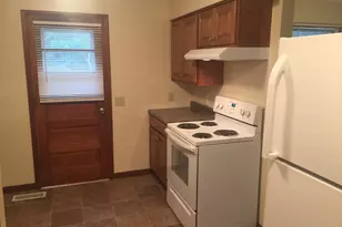 402 W Washington St, Yorkville, IL 60560 - Photo 7
