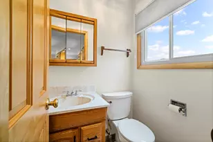 421 N Elm St, Itasca, IL 60143 - Photo 9