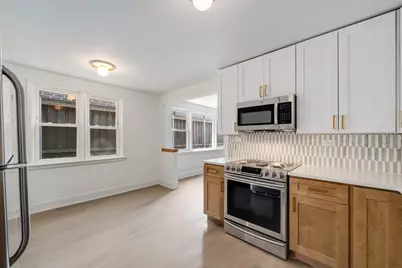 5516 W Higgins Avenue #GNW, Chicago, IL 60630 - Photo 3