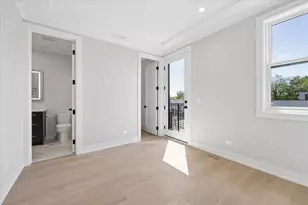 2202 N Leavitt St, Chicago, IL 60647 - Photo 29