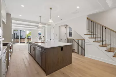 2202 N Leavitt Street #2, Chicago, IL 60647 - Photo 11