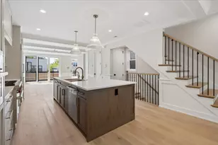 2202 N Leavitt St, Chicago, IL 60647 - Photo 11