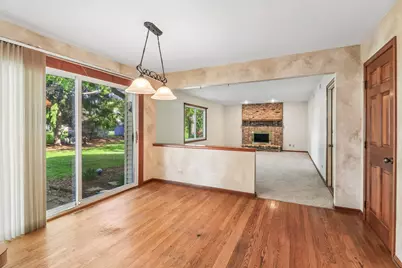 733 Buttonwood Circle SE, Naperville, IL 60540 - Photo 7
