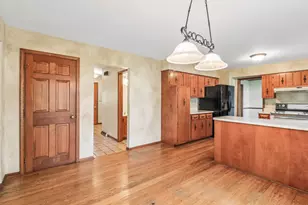 733 Buttonwood Circle SE, Naperville, IL 60540 - Photo 19