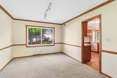 733 Buttonwood Circle SE, Naperville, IL 60540 - Photo 35