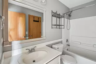 1212 Courtland Circle S, Plainfield, IL 60586 - Photo 7