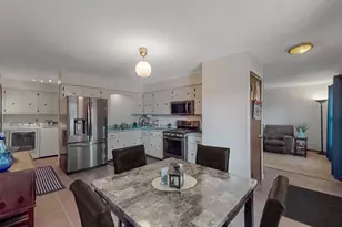 2017 Sanford Ave, New Lenox, IL 60451 - Photo 3