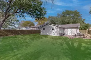 2017 Sanford Ave, New Lenox, IL 60451 - Photo 17