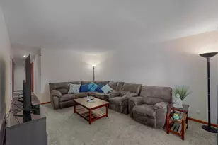 2017 Sanford Ave, New Lenox, IL 60451 - Photo 5