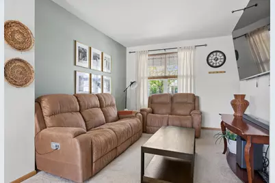200 S Oak Street, Cortland, IL 60112 - Photo 5