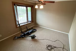 836 Golf Course Rd, Crystal Lake, IL 60014 - Photo 19