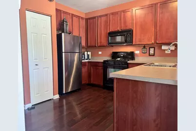1987 Yasgur Drive, Woodstock, IL 60098 - Photo 3