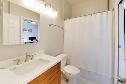 2300 W Bloomingdale Avenue #B, Chicago, IL 60647 - Photo 19