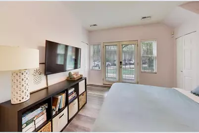 2300 W Bloomingdale Avenue #B, Chicago, IL 60647 - Photo 23