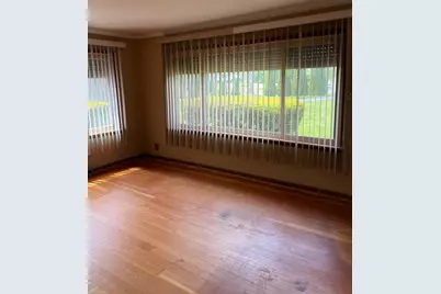 20185 Torrence Avenue, Lynwood, IL 60411 - Photo 9