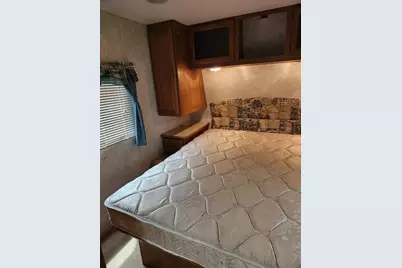 20/7 Woodhaven Lakes, Sublette, IL 61367 - Photo 11
