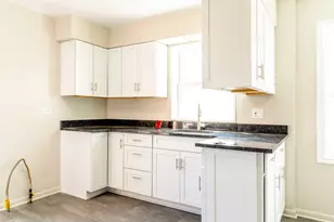 10519 S Avers Ave, Chicago, IL 60655 - Photo 19