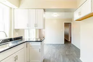 10519 S Avers Ave, Chicago, IL 60655 - Photo 21