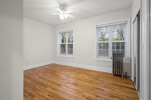 1426 E Hyde Park Blvd, Chicago, IL 60615 - Photo 11