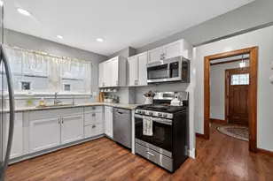 515 Edward St, Sycamore, IL 60178 - Photo 13