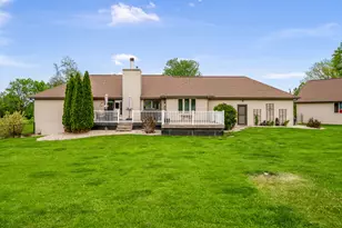 32 Shadow Ridge Ln, Rockford, IL 61107 - Photo 49