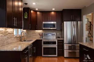 603 John Ct, Schaumburg, IL 60193 - Photo 13