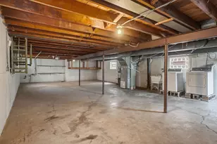 6354 S Austin Ave, Chicago, IL 60638 - Photo 19