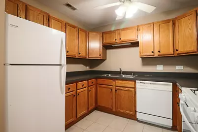 57 E Hattendorf Avenue #304, Roselle, IL 60172 - Photo 11