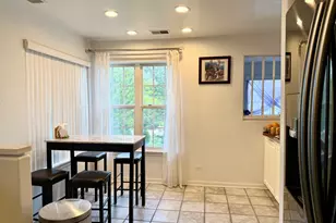 4574 Concord Ln, Northbrook, IL 60062 - Photo 9