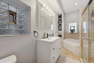 2644 N Washtenaw Avenue #2D, Chicago, IL 60647 - Photo 13