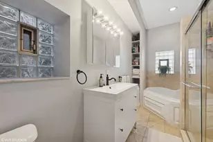 2644 N Washtenaw Ave, Chicago, IL 60647 - Photo 13