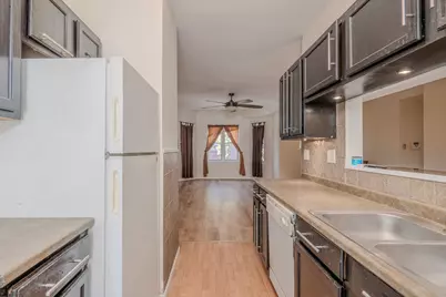7037 S Crandon Avenue #219, Chicago, IL 60649 - Photo 9