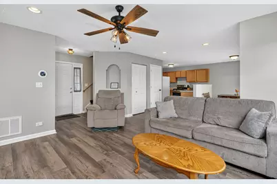 16709 S Morel Street, Lockport, IL 60441 - Photo 5
