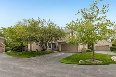 16 Wimbledon Court, Lincolnshire, IL 60069 - Photo 1