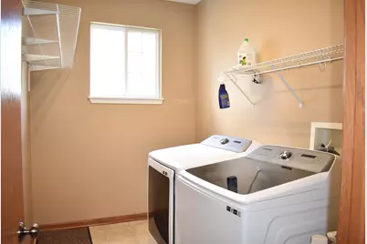 908 Angelica Circle, Joliet, IL 60431 - Photo 9