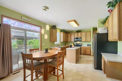 908 Angelica Circle, Joliet, IL 60431 - Photo 3
