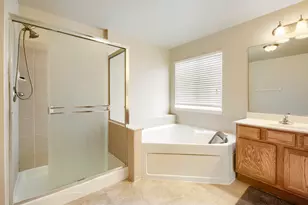 908 Angelica Cir, Joliet, IL 60431 - Photo 19