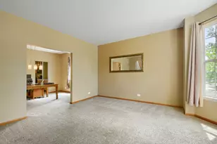 908 Angelica Cir, Joliet, IL 60431 - Photo 9