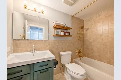 1931 Governors Lane, Hoffman Estates, IL 60169 - Photo 39